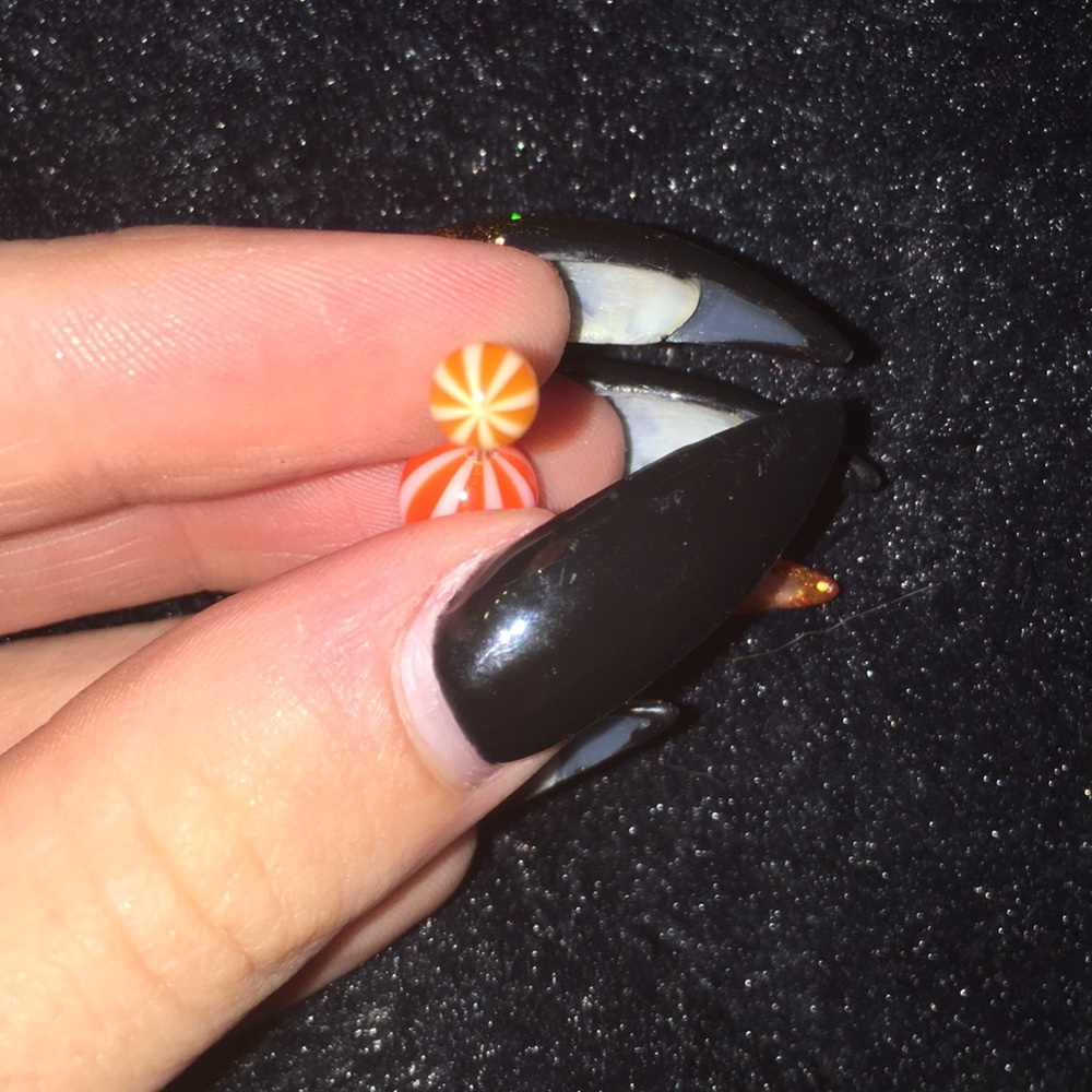 Belly button ring - Picture 2 of 3